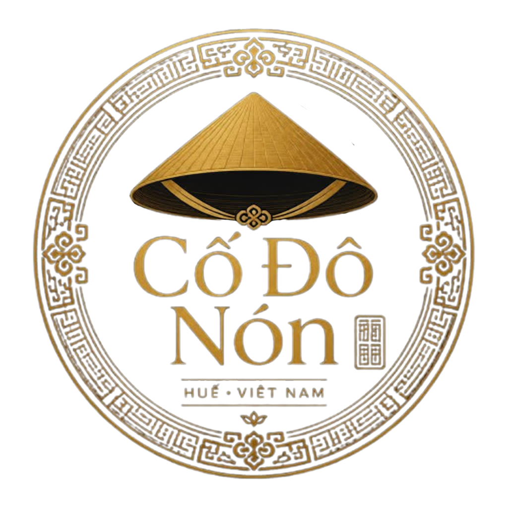 Logo thương hiệu đặc sản Lá Huế truyền thống với hình ảnh nón lá và họa tiết cung đình.